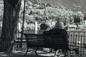 גיל 50 נראה כמו 30? סודות הקוסמטיקה הרפואית נחשפים