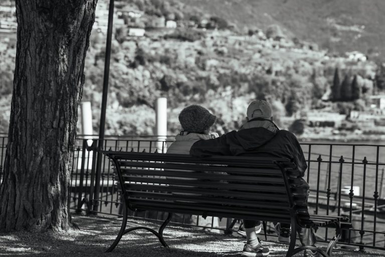 גיל 50 נראה כמו 30? סודות הקוסמטיקה הרפואית נחשפים